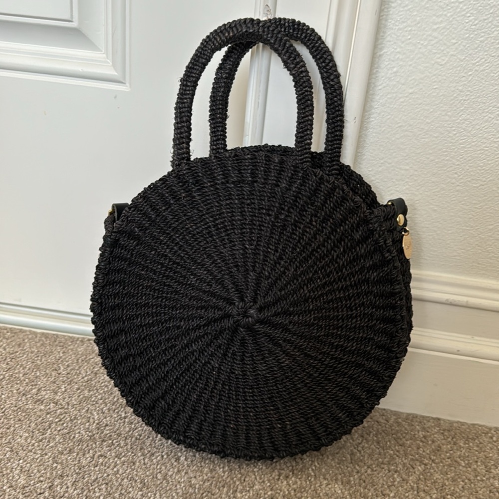 CLARE V round black raffia bag